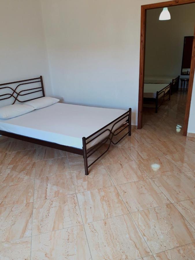 Ενοικιαζόμενα Δωμάτια Γεωργία Σταμούλου Rovies Luaran gambar